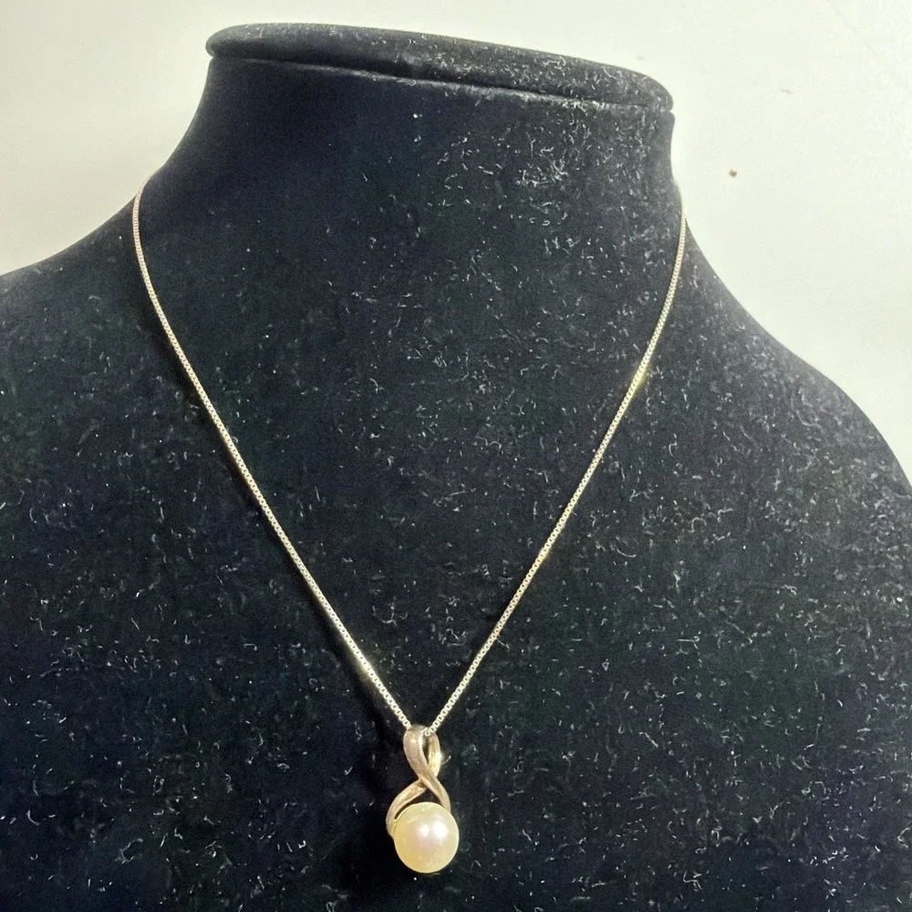 925 Italy Sterling Silver Box Chain Necklace w/ Genuine Freshwater Pearl Pendant